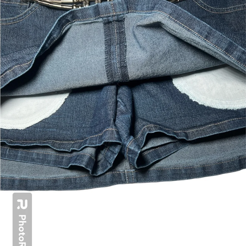 Mini skirt - Picture 3 of 3